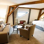 Hotel Chateau