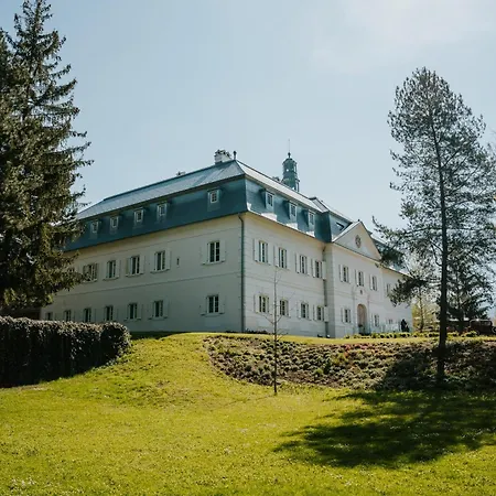 Chateau 4*