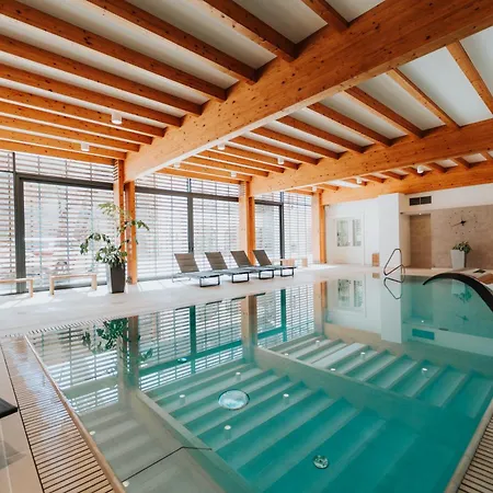 Chateau Gbelany Hotel 4*
