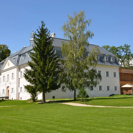 酒店 Chateau Gbelany