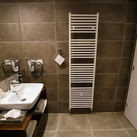 Hotel Chateau 4*